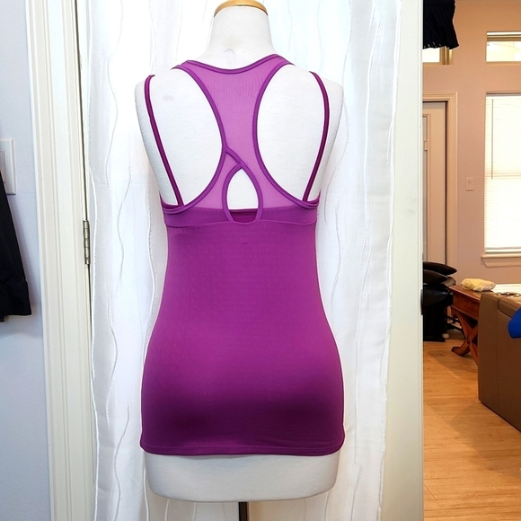 Lotto Athletic Tank with sports bra - Picture 2 of 6